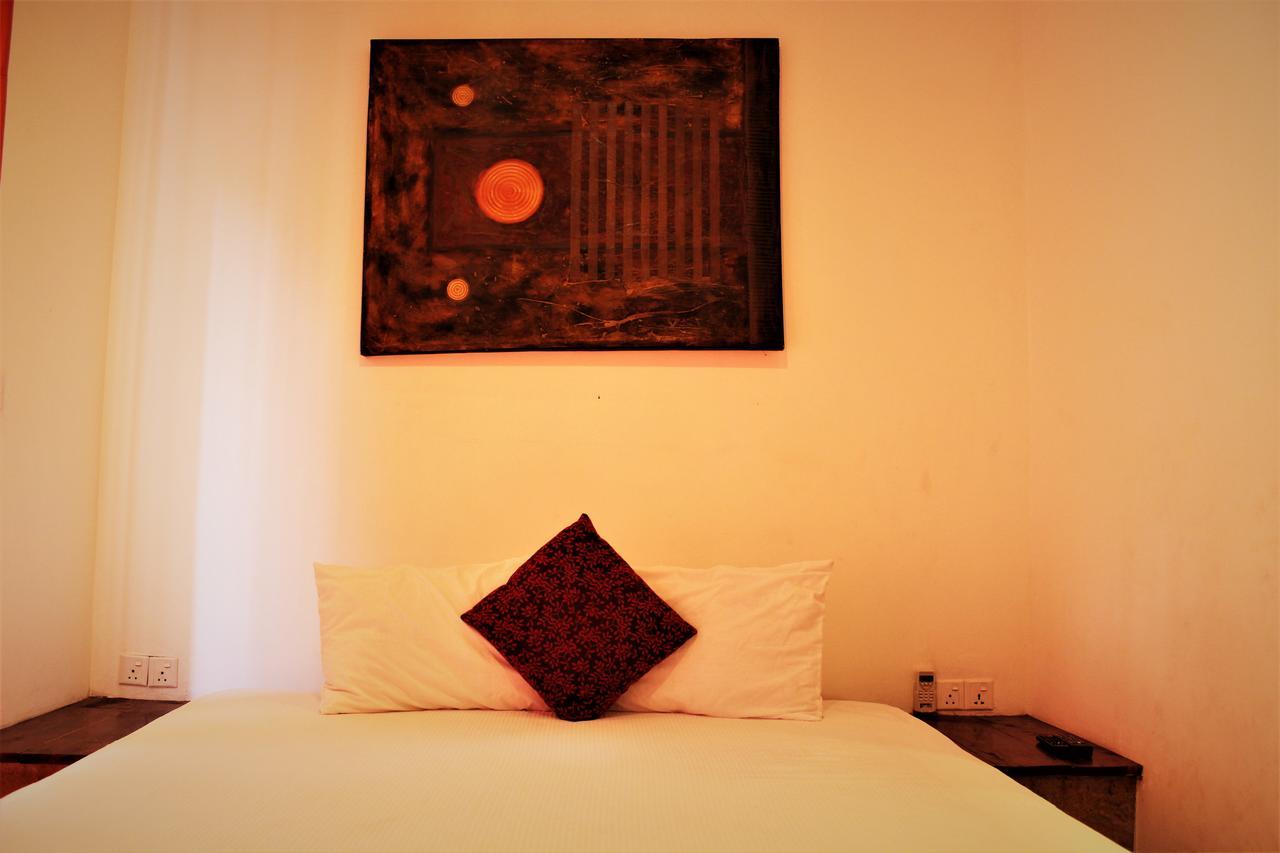 Sleek Hotel Kegalle Exterior foto