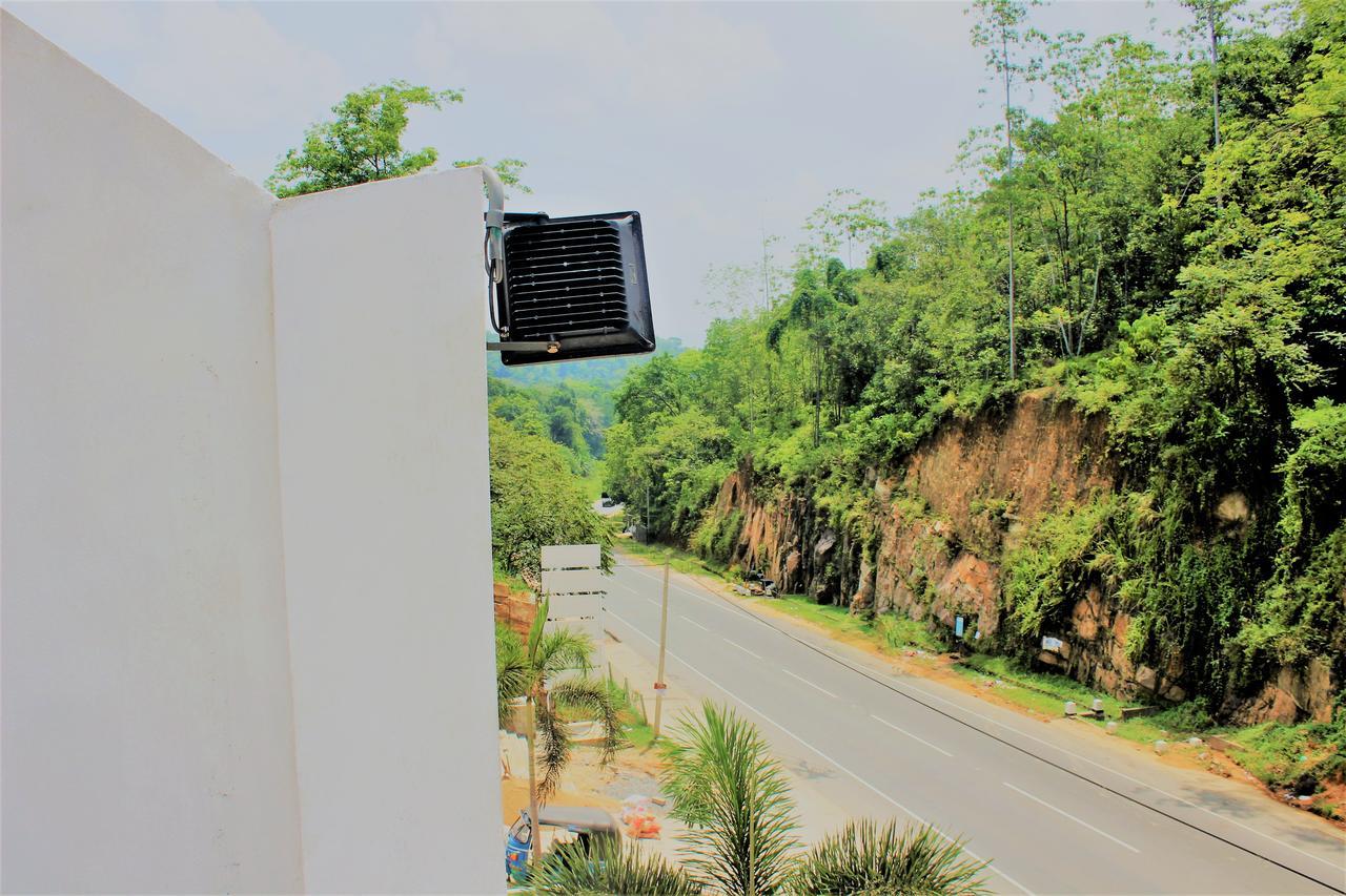 Sleek Hotel Kegalle Exterior foto